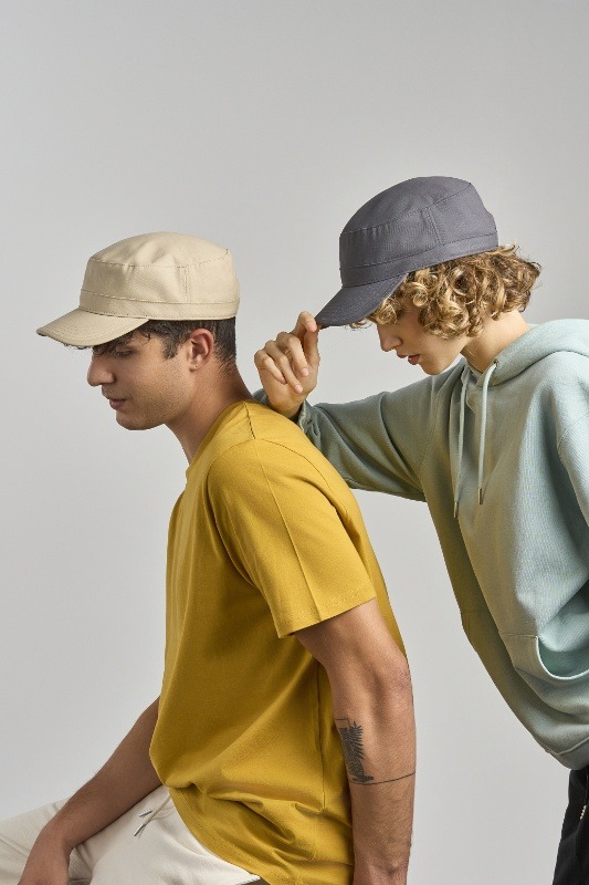 harmaaa ja hiekka Tank Army-lippikset